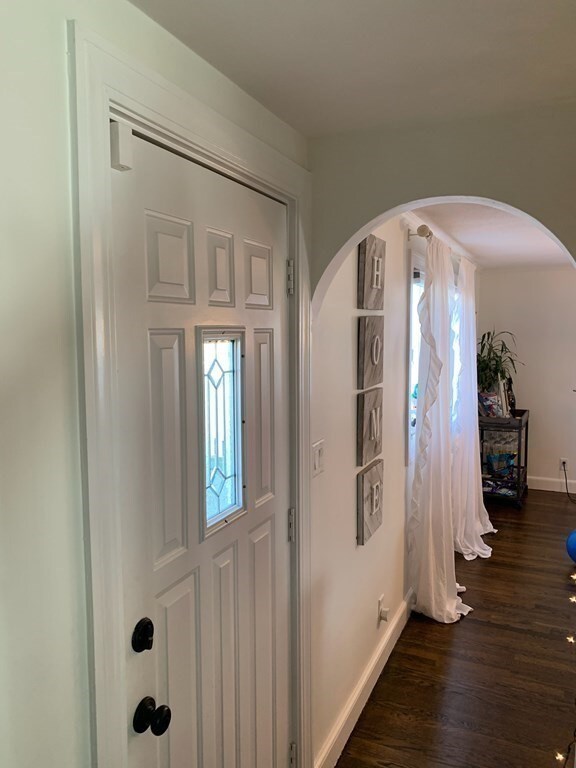 9 Carlton St, Saugus, MA 01906 - photo 2