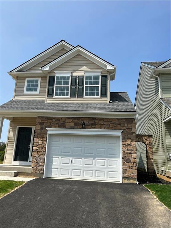 3200 W Huntington Ln unit 4, Stockertown, PA 18040 - photo 2