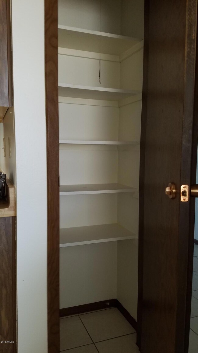 10887 W Emerald Dr, Sun City, AZ 85351 - photo 6