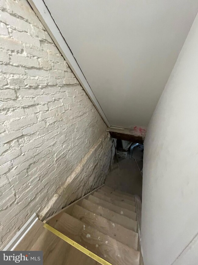 410 S Vincent St, Baltimore, MD 21223 - photo 7