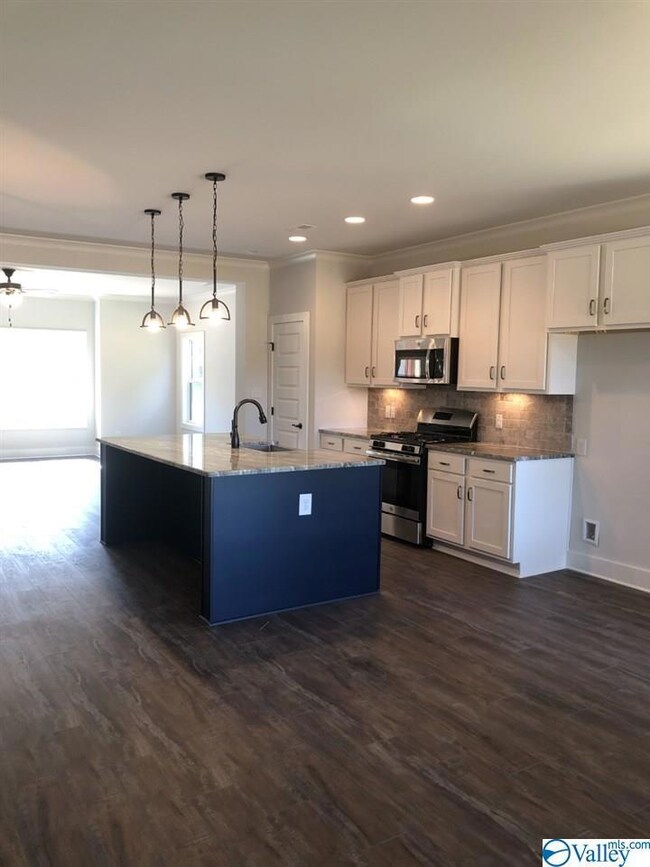 1506 Trek St, Huntsville, AL 35811 - photo 5