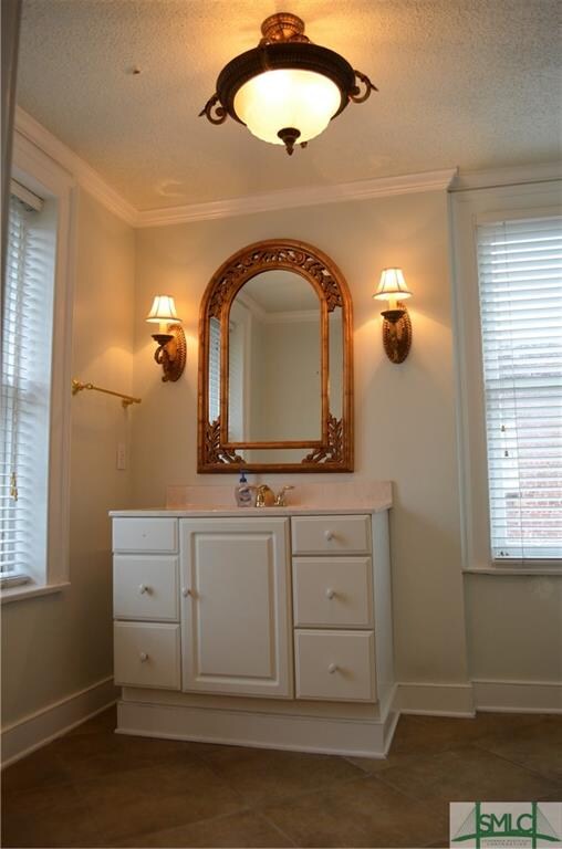 121 W Jones St unit 4th Floor Front, Savannah, GA 31401 - photo 6