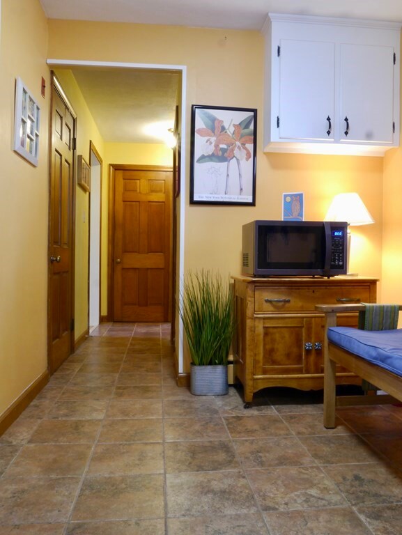 33 Fisher St, Amherst, MA 01002 - photo 5