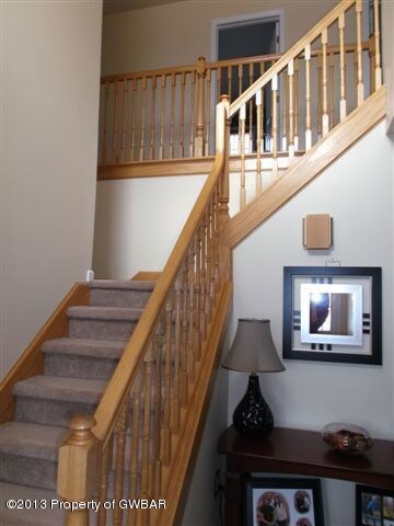 38 Huckleberry Ln, Duryea, PA 18642 - photo 4