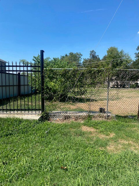 0 Westover St unit 4523839, Houston, TX 77087 - photo 3