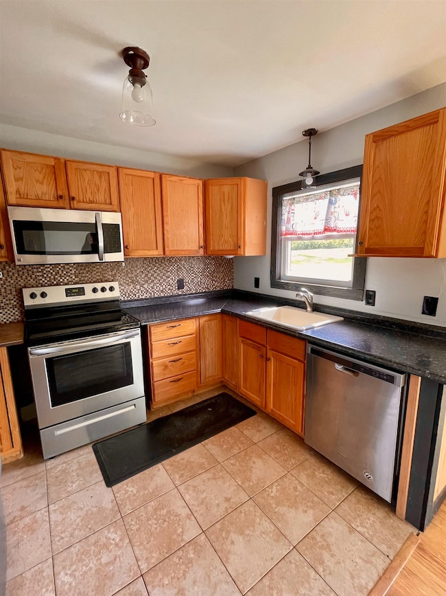 170 Ethan Allen Dr, Canaan, VT 05903 - photo 5