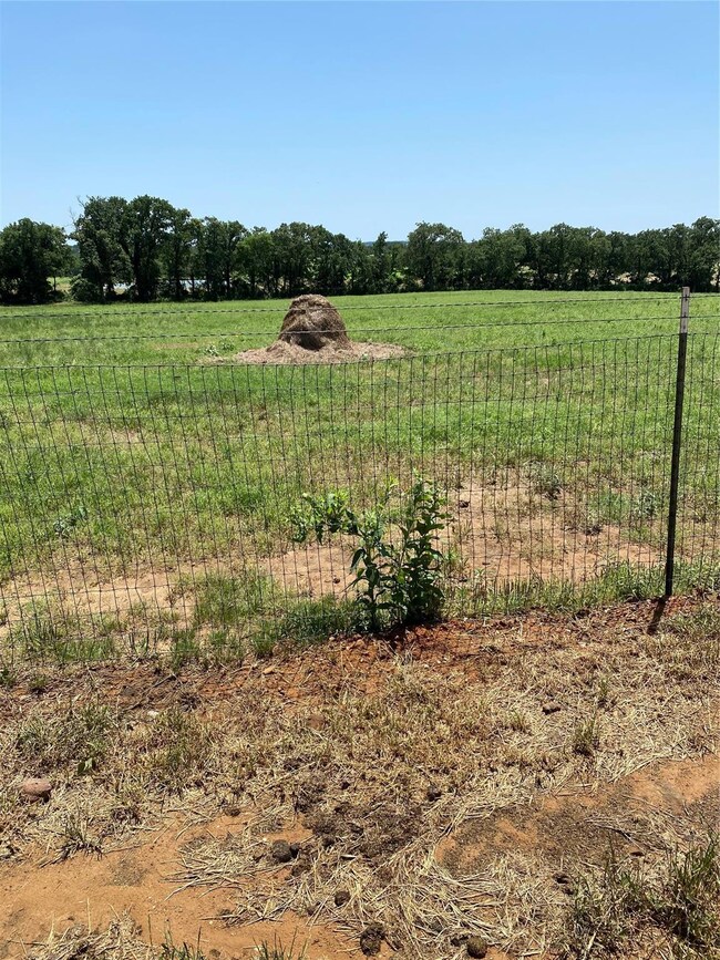 3641 Trails End Rd, Burleson, TX 76028 - photo 5