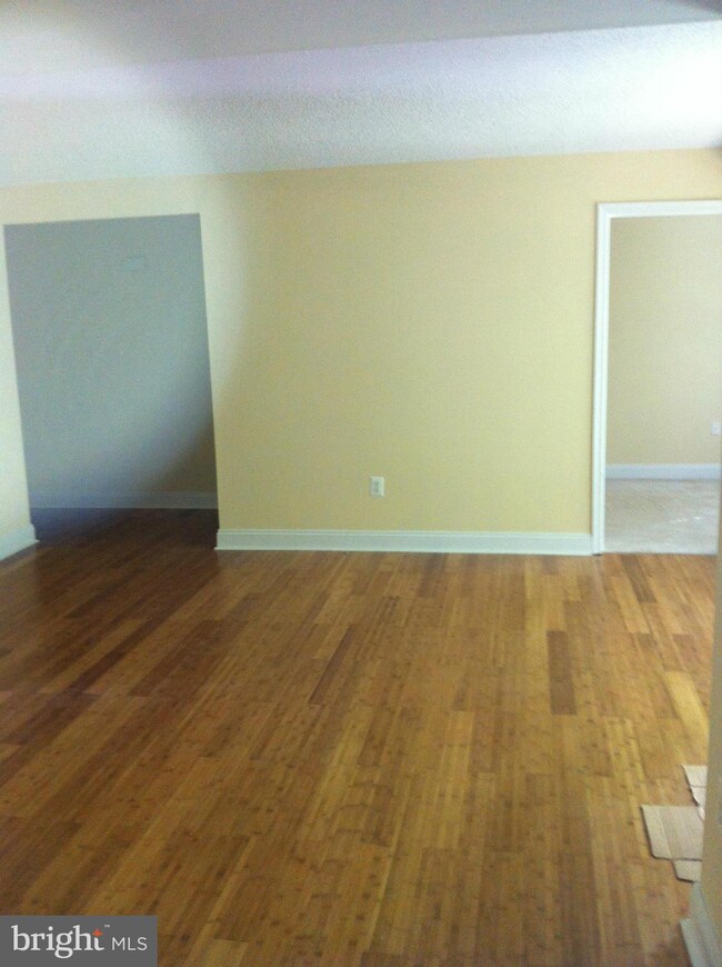 12278 Stevenson Ct unit 12278, Woodbridge, VA 22192 - photo 2
