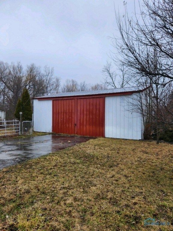 13572 Eagleville Rd, North Baltimore, OH 45872 - photo 2