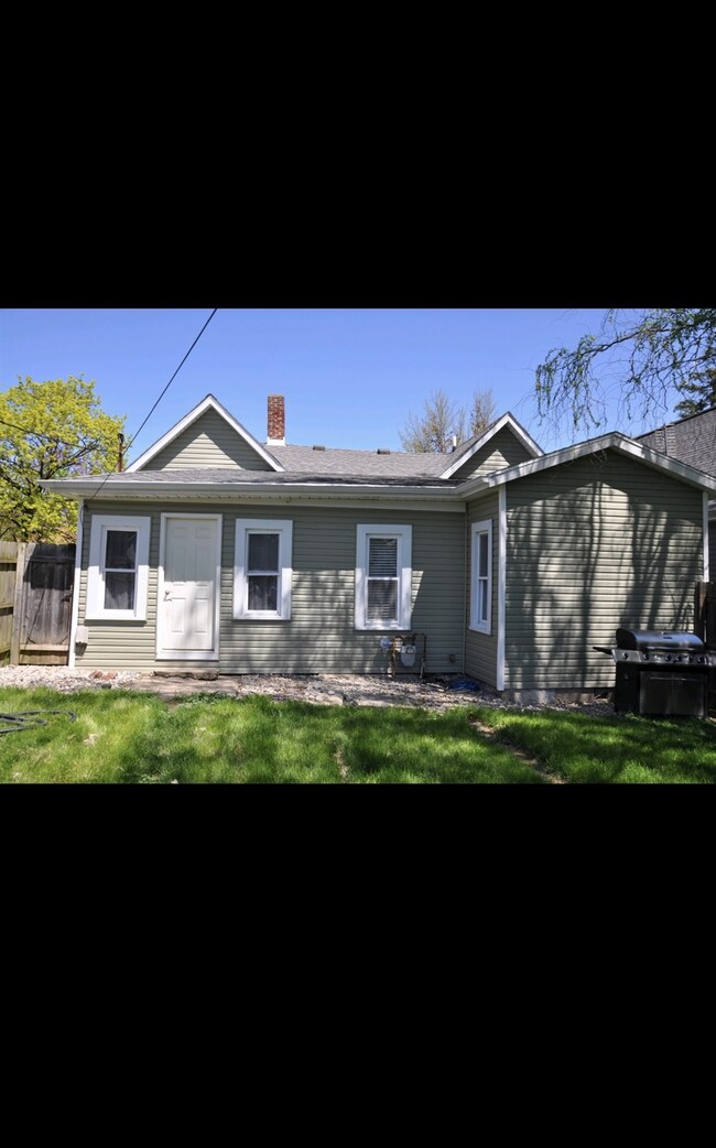 410 E Cherry St, Bluffton, IN 46714 - photo 4