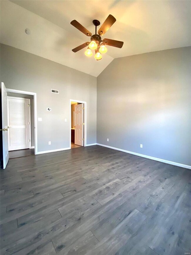 6300 Spring Creek Ln unit 3A, O Fallon, MO 63368 - photo 7