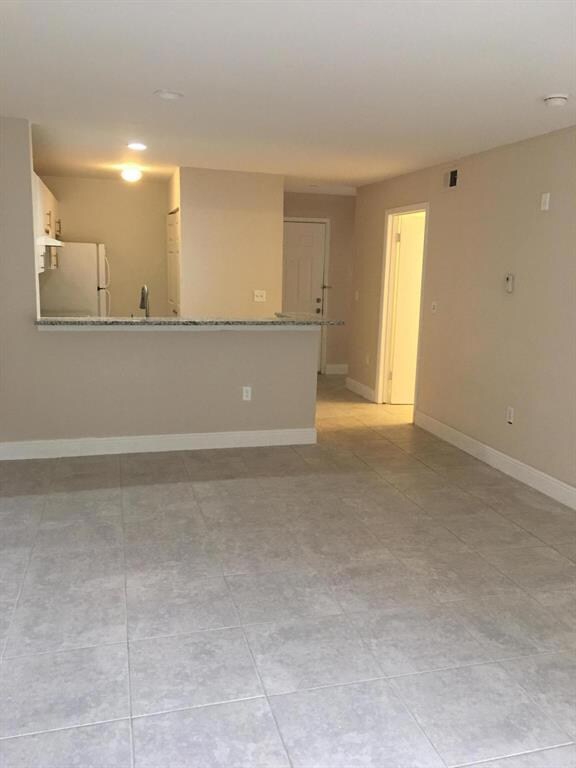 4783 Via Palm Lakes unit 102, West Palm Beach, FL 33417 - photo 7