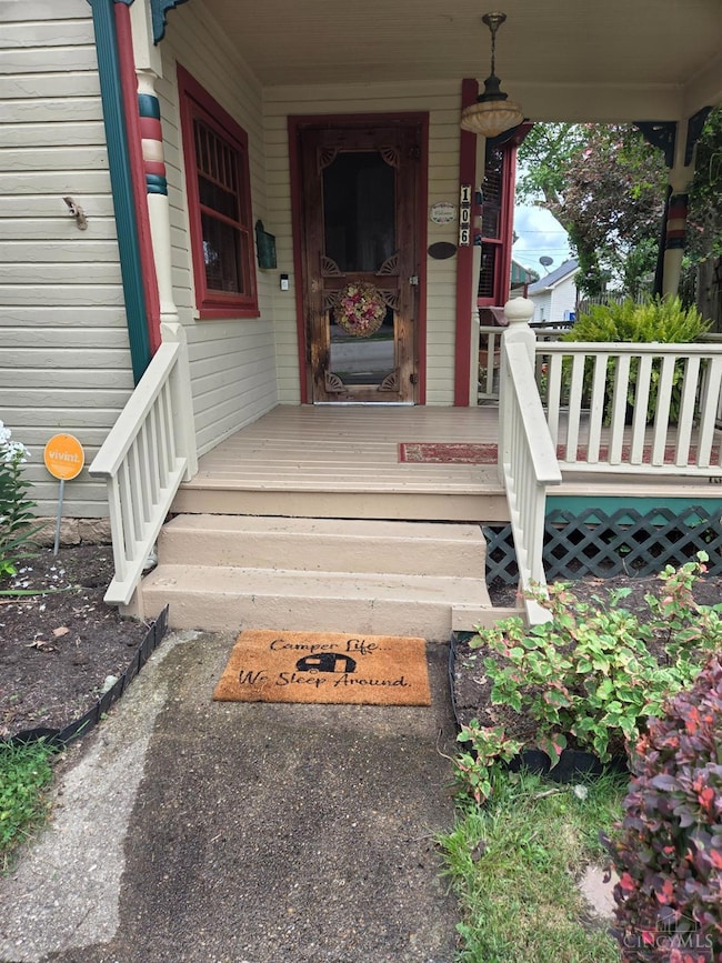 106 E Plum St, Georgetown, OH 45121 - photo 3