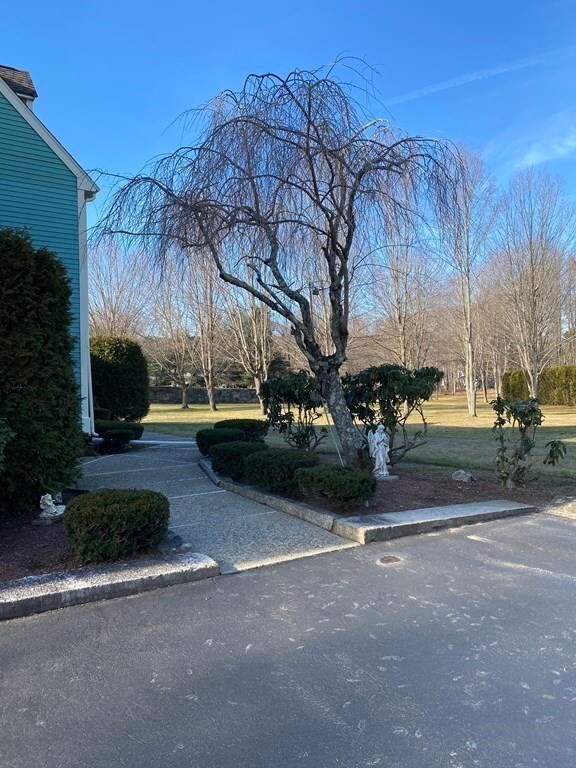 26 N Main St unit B, Upton, MA 01568 - photo 5