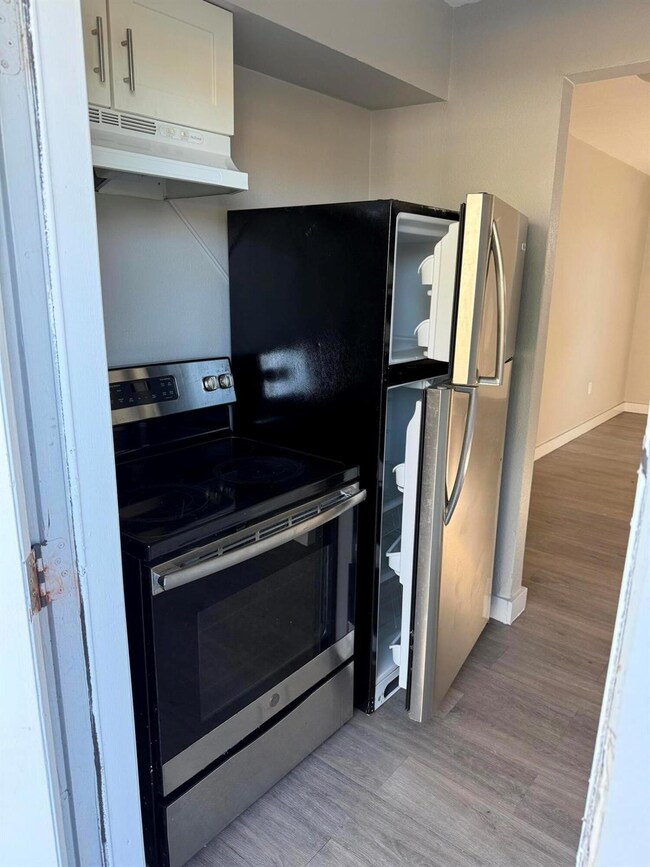 612 SW 6th St unit 1, Belle Glade, FL 33430 - photo 4