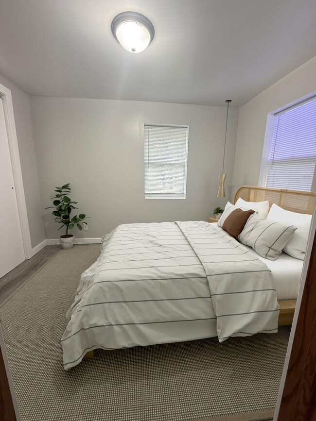 729 Vine St, Lockport, IL 60441 - photo 6