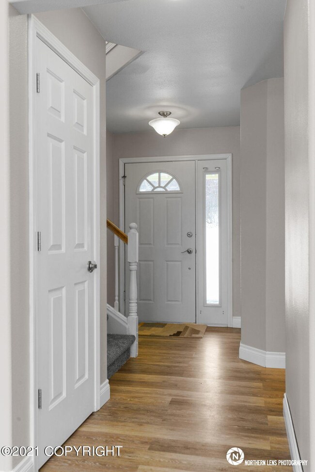 Entry_Stairway_1