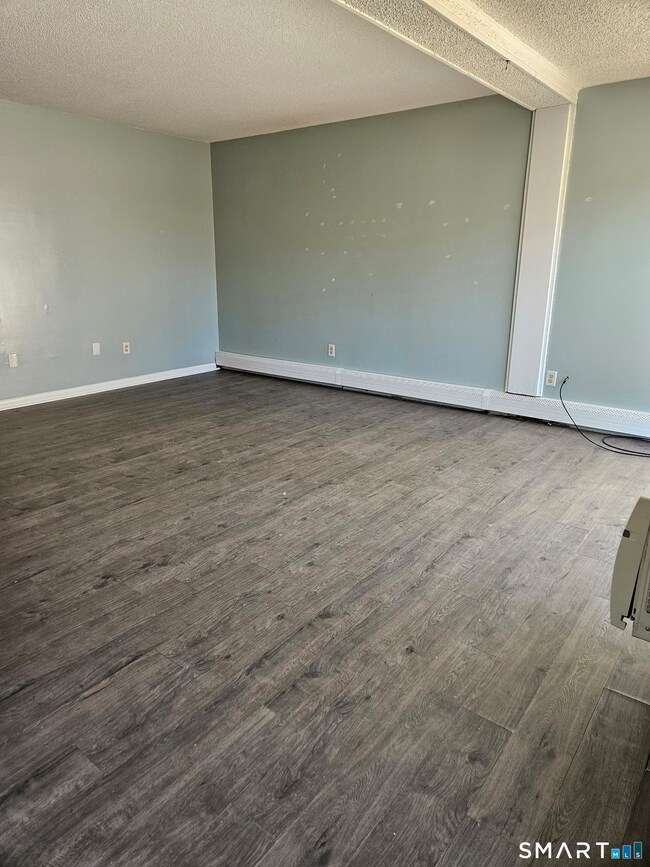 150 Sheraton Ln unit 150, Norwich, CT 06360 - photo 7