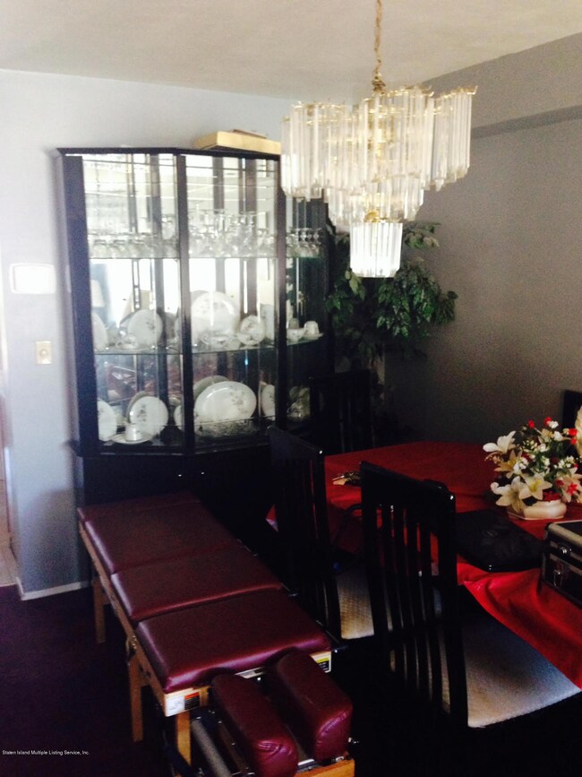 175 Skyline Dr, Staten Island, NY 10304 - photo 4