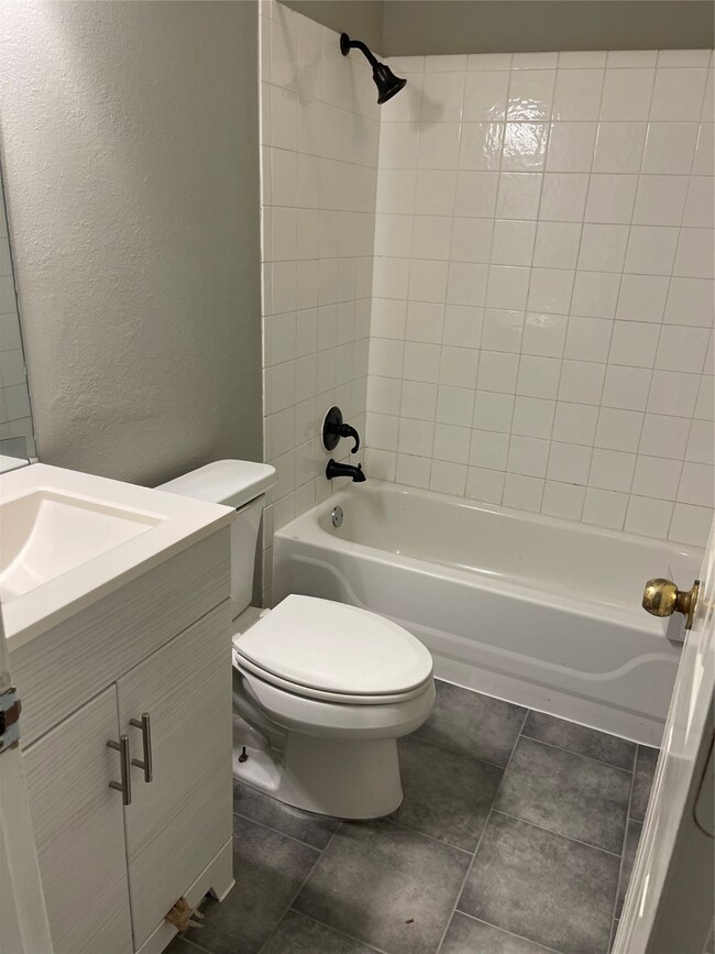 6607 W T c Jester Blvd, Houston, TX 77091 - photo 3