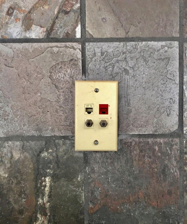 Structured wiring daybreak