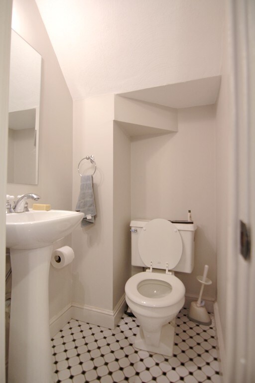 28 Bigelow St unit B, Cambridge, MA 02139 - photo 6