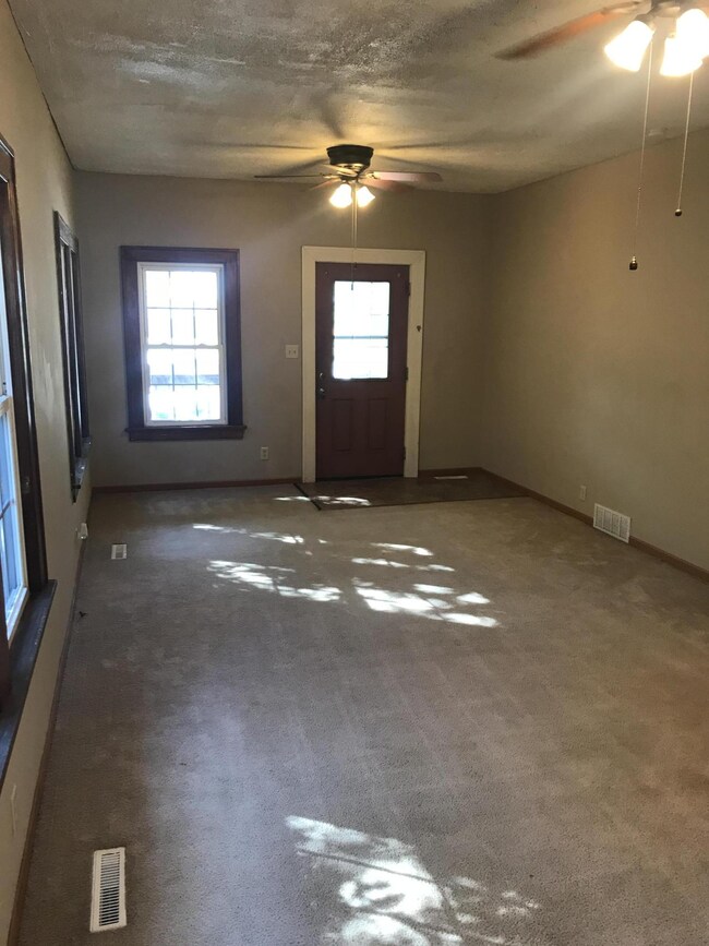 410 Main St, Nichols, IA 52766 - photo 5