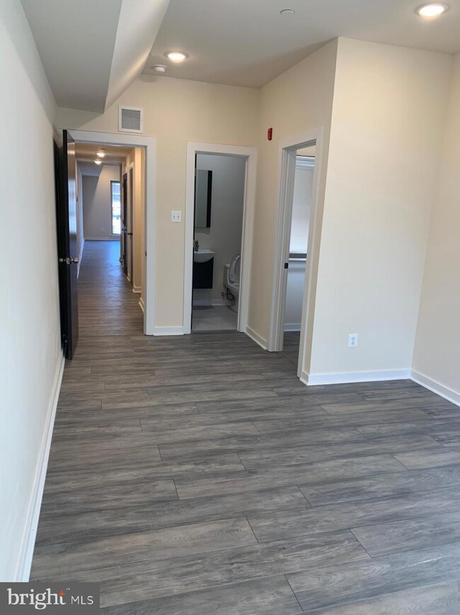 5112 Arch St unit 1, Philadelphia, PA 19139 - photo 5