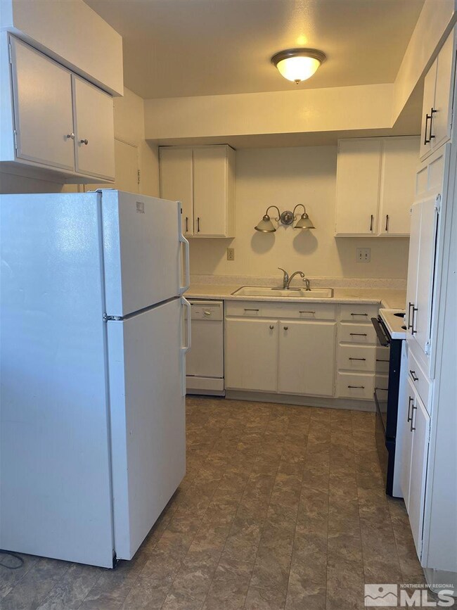 521 C St unit 3, Sparks, NV 89431 - photo 4