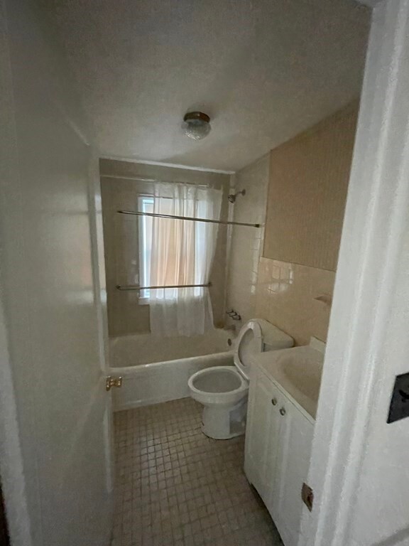 65 Bay State Rd, Quincy, MA 02171 - photo 7