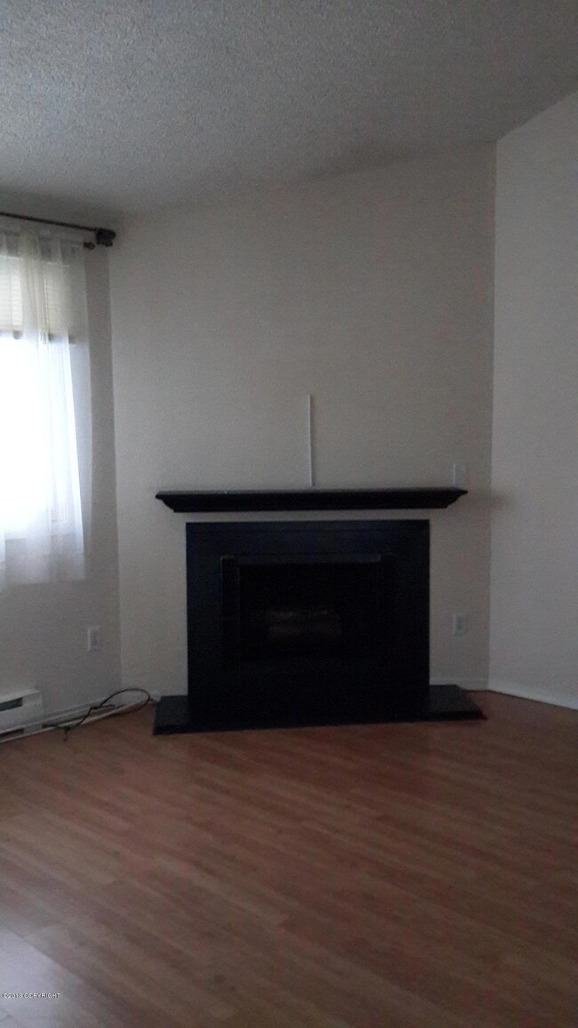 Living Area 2