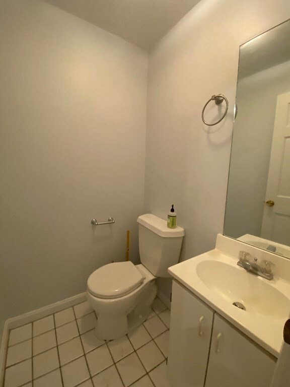 1047 Washington St unit 2, West Newton, MA 02465 - photo 7