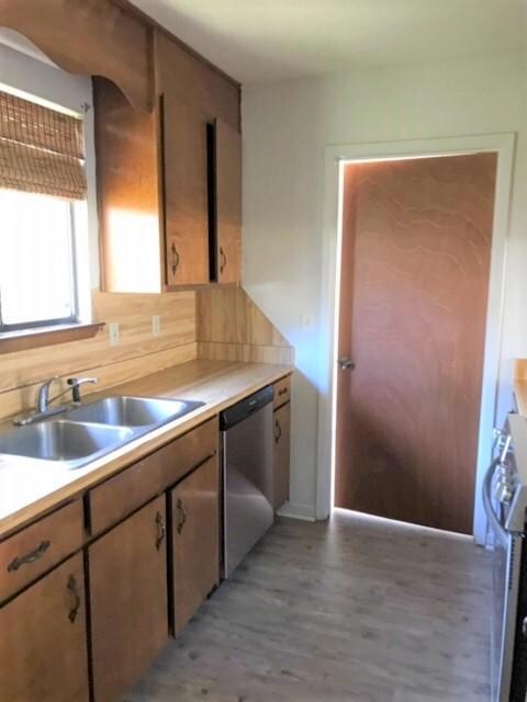 1925 Esplanade St unit B, Navarre, FL 32566 - photo 2