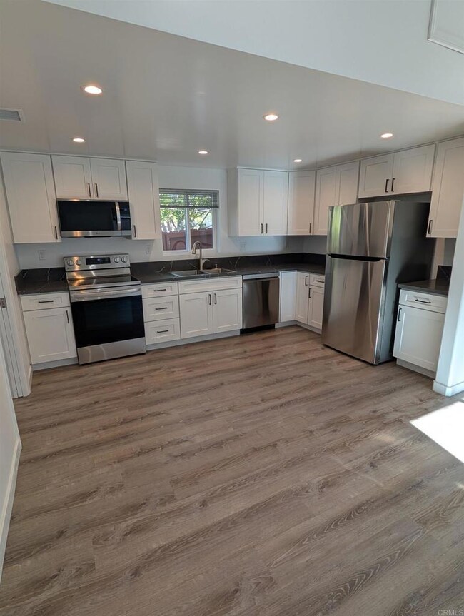 3817 Rojo Tierra Rd, La Mesa, CA 91941 - photo 6