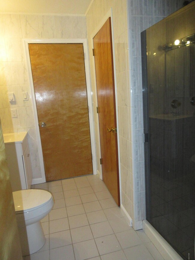 375 Wild Acres Dr, Dingmans Ferry, PA 18328 - photo 7