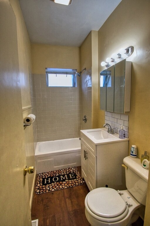 51 W Rosseter St unit 1, Brockton, MA 02301 - photo 5