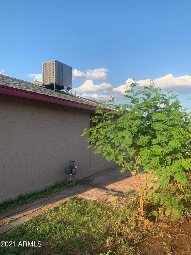 3026 N 43rd Ave, Phoenix, AZ 85031 - photo 7