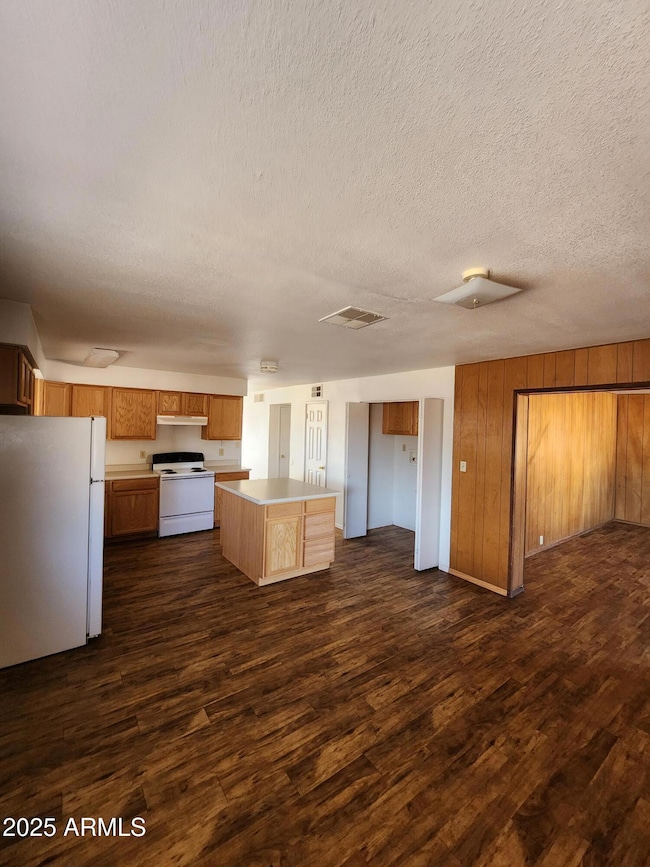 3636 W Echo Ln, Phoenix, AZ 85051 - photo 4