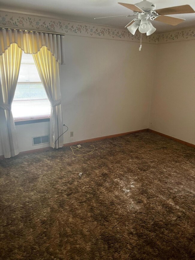 8219 Fremont Ave S, Bloomington, MN 55420 - photo 6