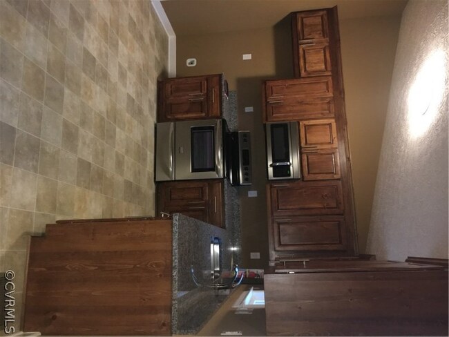 Additional view of kitchen