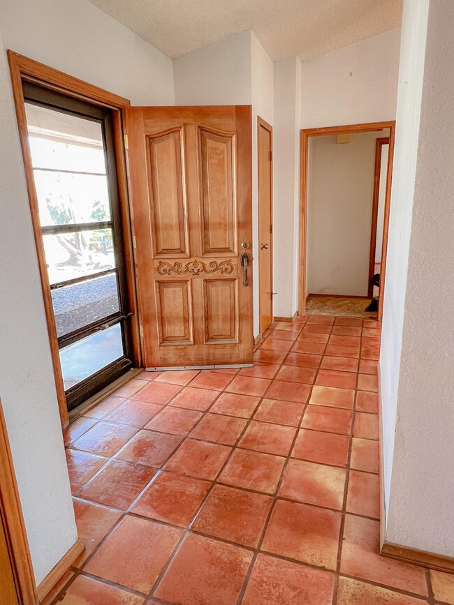 213 Sunrise Ave, Alamogordo, NM 88310 - photo 3