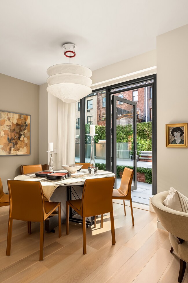 140 W 81st St unit 2 B, New York, NY 10024 - photo 4