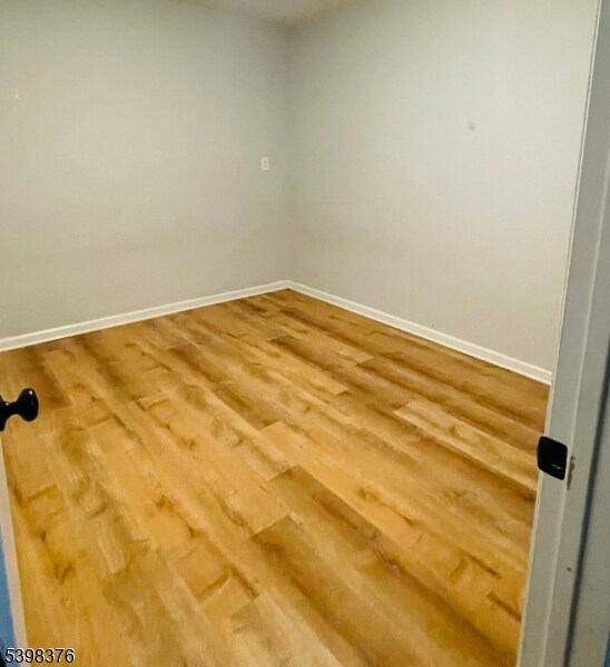 544 Broadway unit 1, Elizabethport, NJ 07206 - photo 4