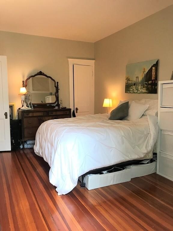 147 Winthrop Rd unit 8, Brookline, MA 02445 - photo 3