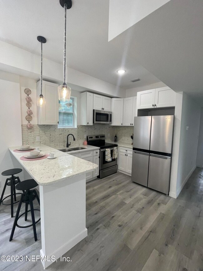 4728 Irvington Ave, Jacksonville, FL 32210 - photo 7