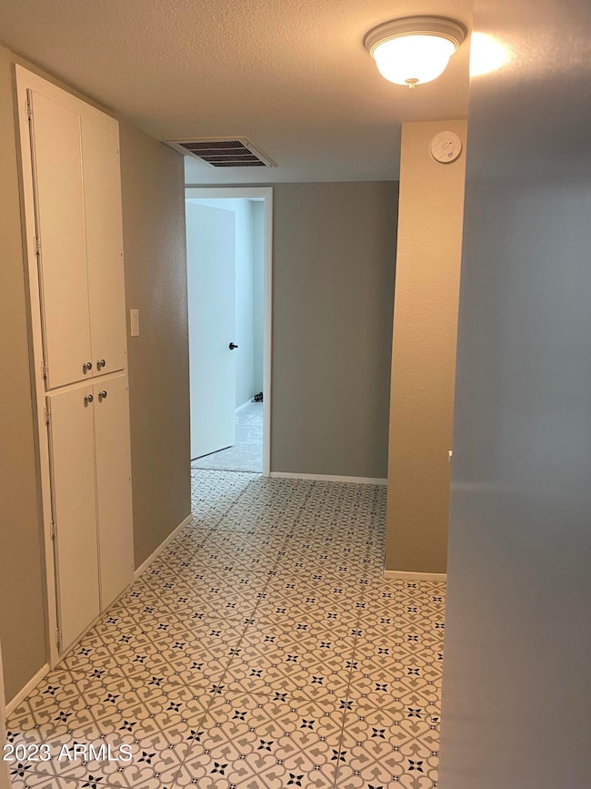 6617 S Granada Dr, Tempe, AZ 85283 - photo 5