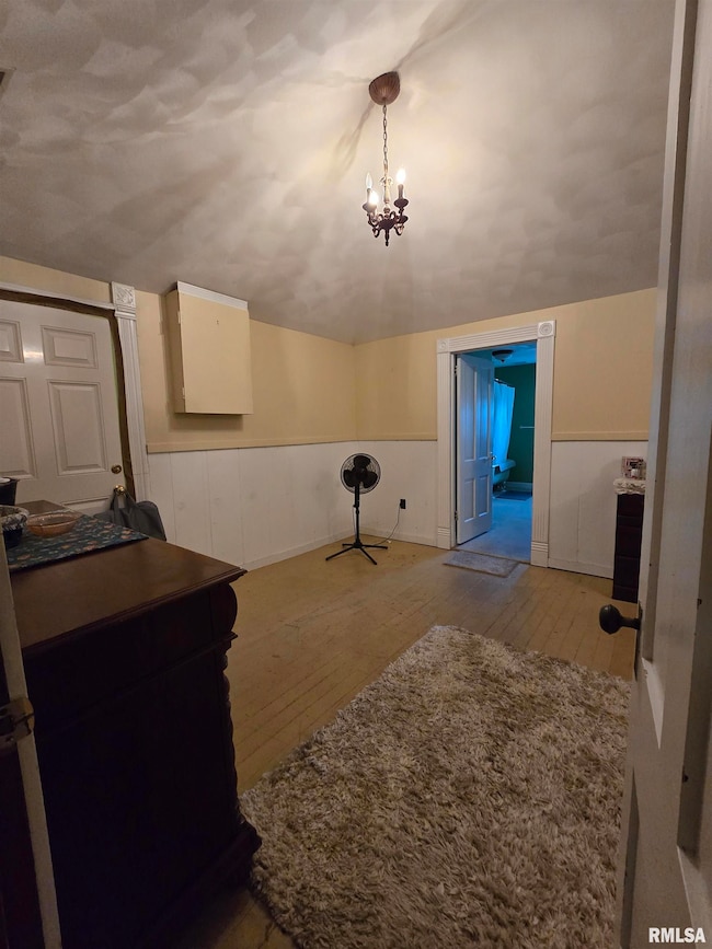 412 & 414 S Locust St, Delavan, IL 61734 - photo 7