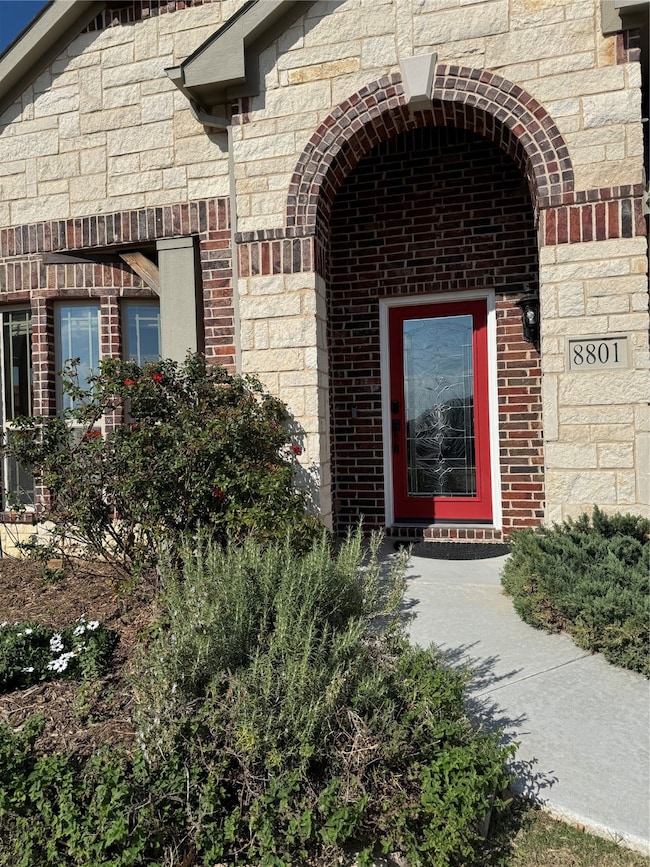 8801 Cassidy Ln, Aubrey, TX 76227 - photo 2