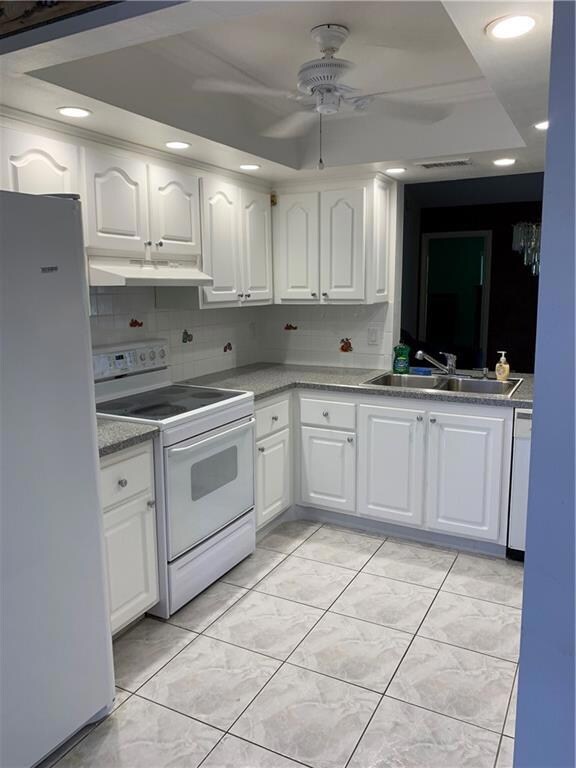 Kitchen with NEW refrigerator
