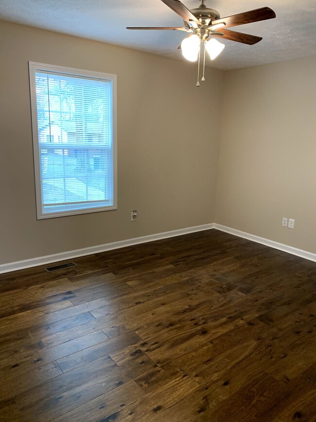 119 W Short St, Manchester, TN 37355 - photo 4